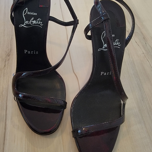 Christian Louboutin Rosalie Patent Black - Picture 10 of 11